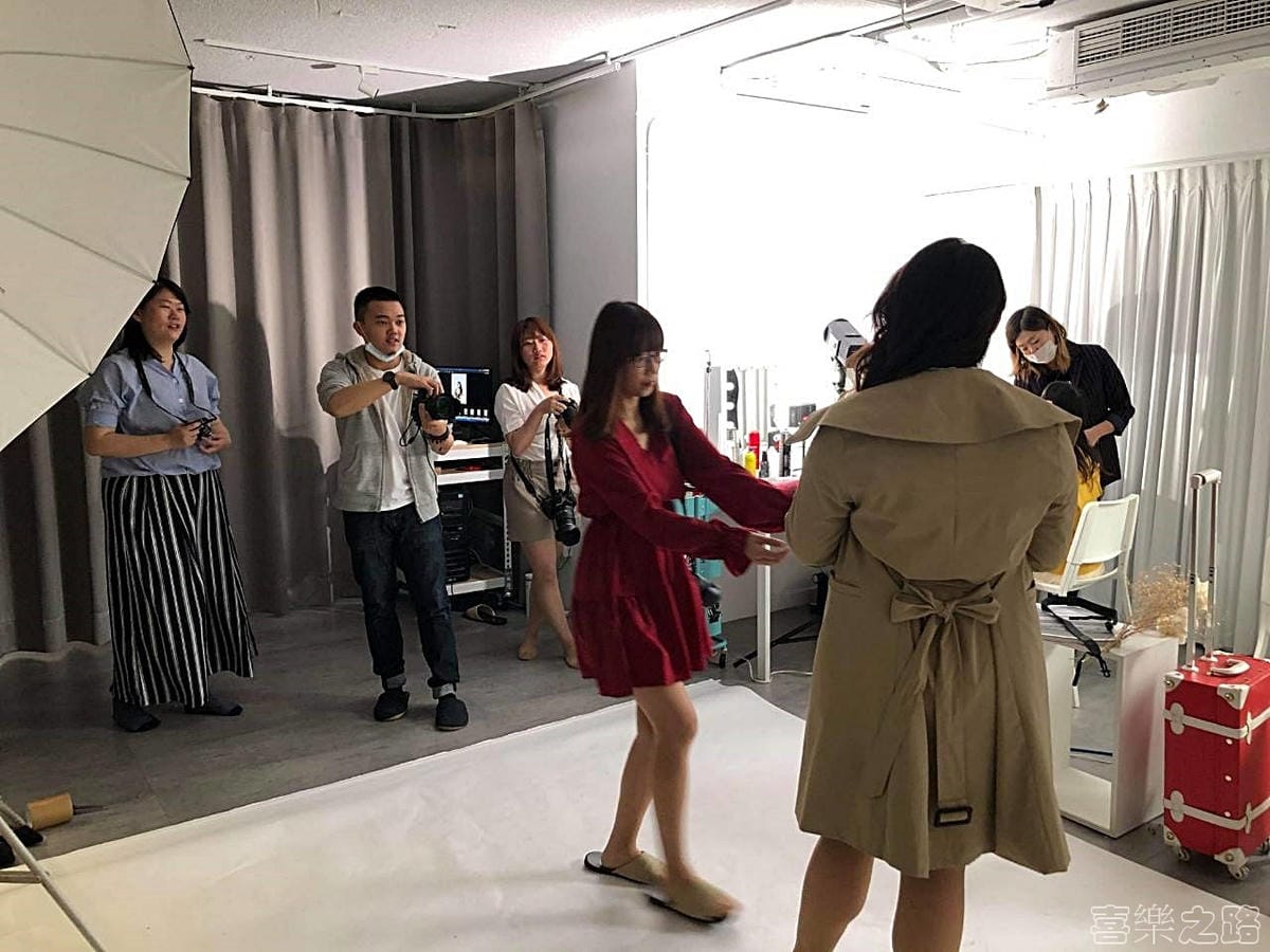 一個真正的專業髮妝師能夠讓范范從素人大媽變成為韓劇女神【康妝