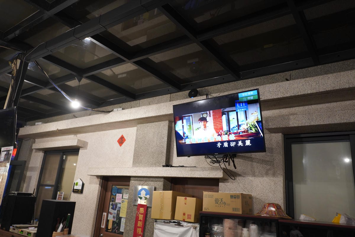 台南包棟民宿烤肉卡拉ok麻將通通都有: 埔里觀瀑渡假民宿