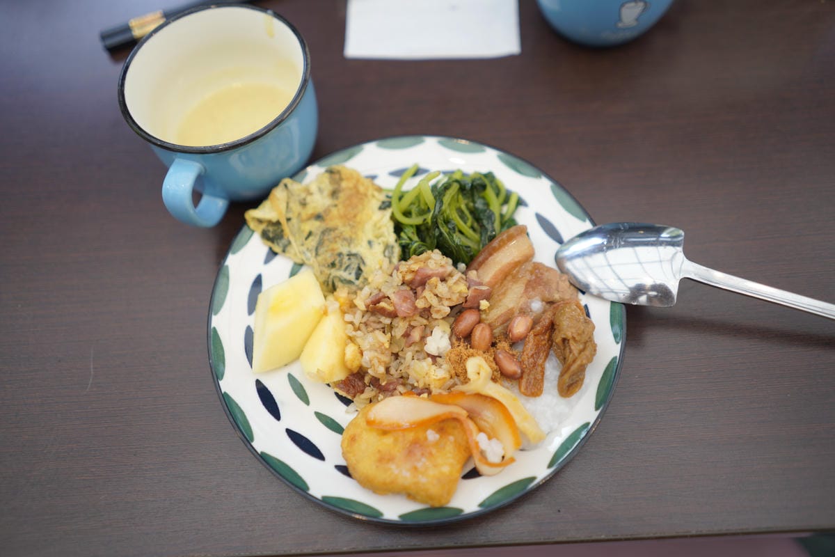 台南包棟民宿烤肉卡拉ok麻將通通都有: 埔里觀瀑渡假民宿