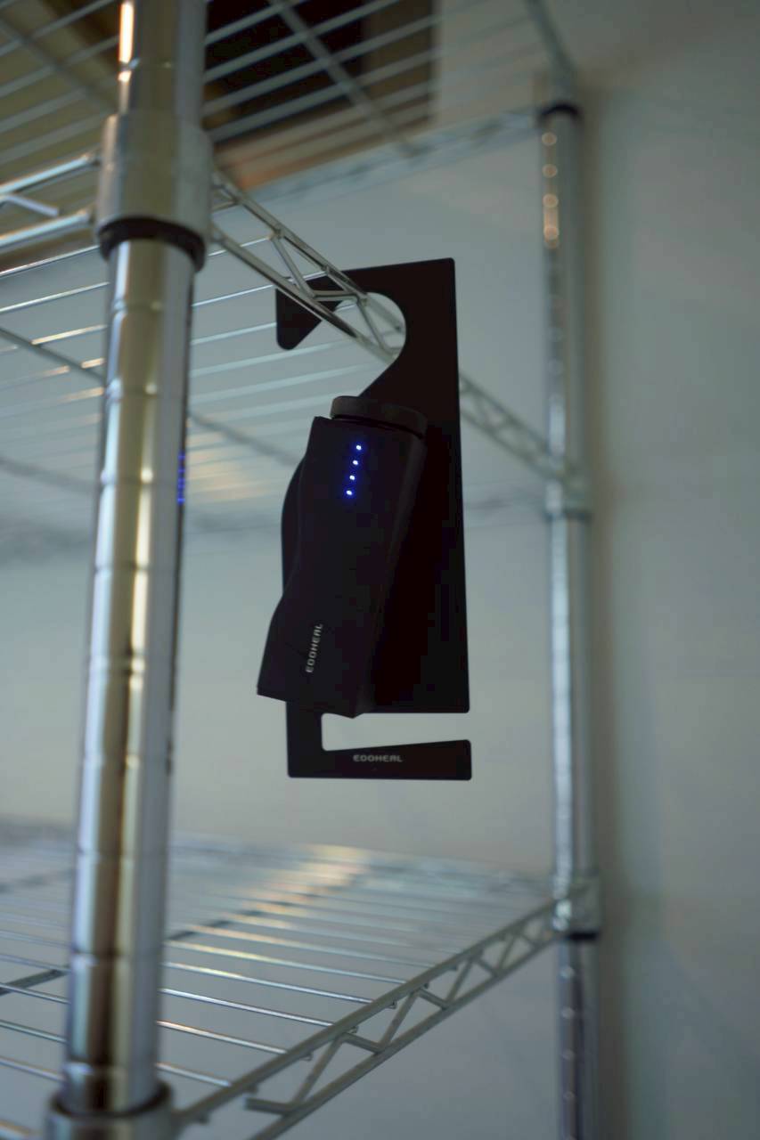 【ECOHEAL、光合電子樹】KNOT 光子除味器 小型除臭機開箱 KNOT 除臭評價