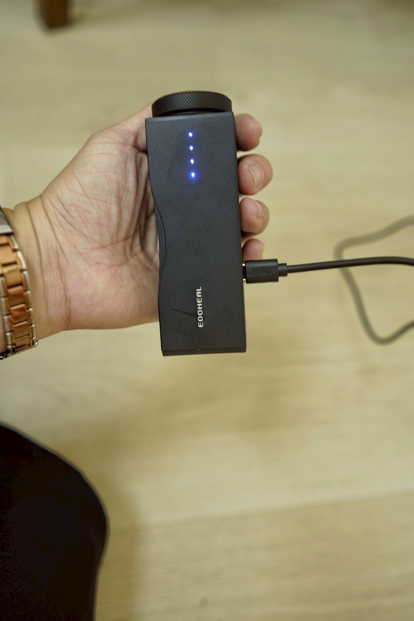 【ECOHEAL、光合電子樹】KNOT 光子除味器 小型除臭機開箱 KNOT 除臭評價